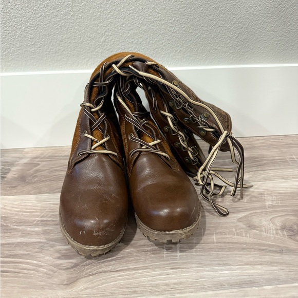 Tall Boot - Picture 2 of 5